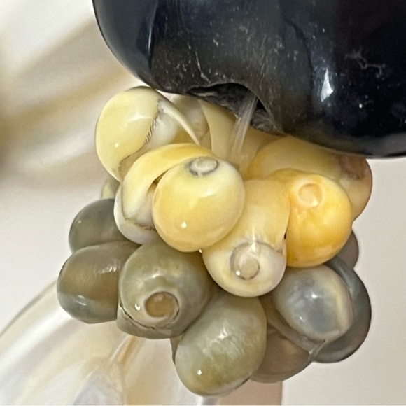 VTG Mini Shell & Lucite Chunky Ribbon Tie Necklace - Picture 9 of 13